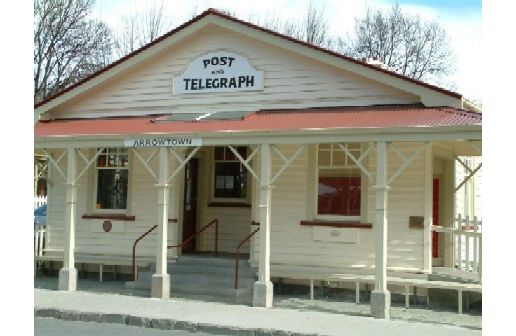 arrowtown post office: 